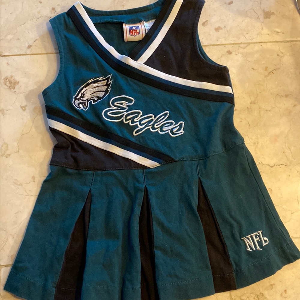 Little girls Eagles cheerleader outfit